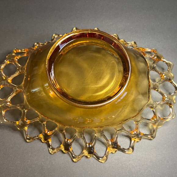 Vintage Westmoreland Amber Doric Centerpiece Lace Lattice Edge Glass Bowl - Picture 8 of 8
